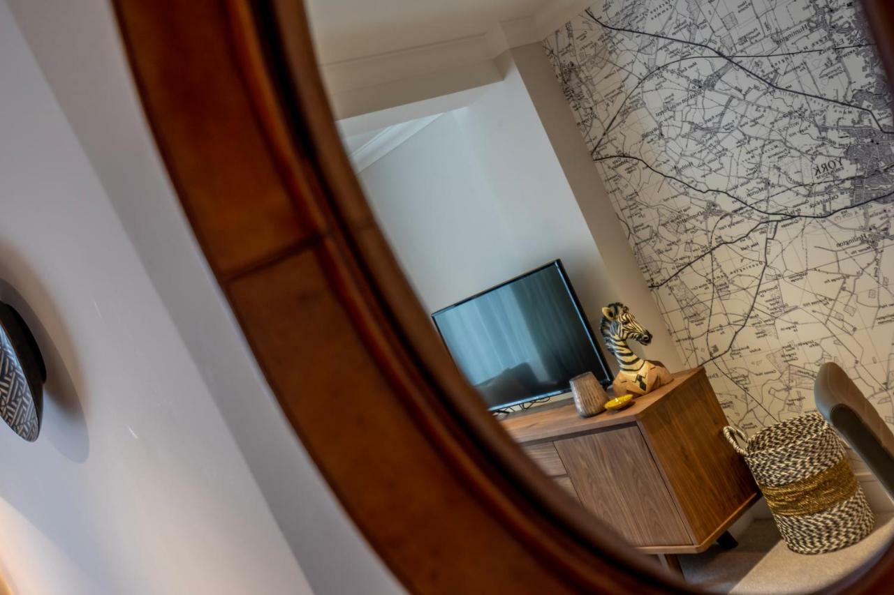 3 London Mews Apartment Йорк Екстериор снимка